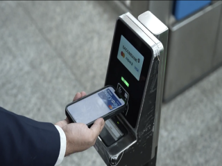 Apple Pay Express Mode chính thức triển khai trên tuyến đường sắt đô thị số 1 TP.HCM (Bến Thành – Suối Tiên)